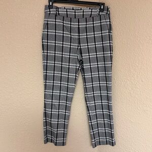 4/$15 Mainstream Boutique Black & Gray Plaid Pants